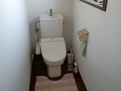 toilet toilet
