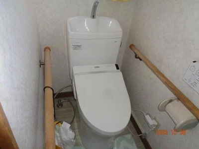 toilet