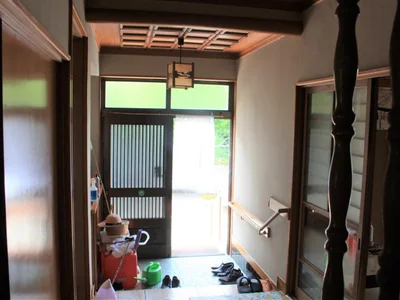 entrance entrance