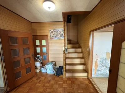 entrance