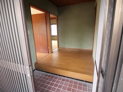 entrance