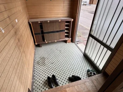entrance