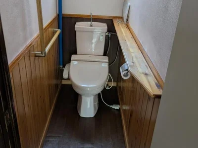 toilet