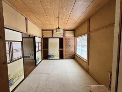 japanese-style room(s)