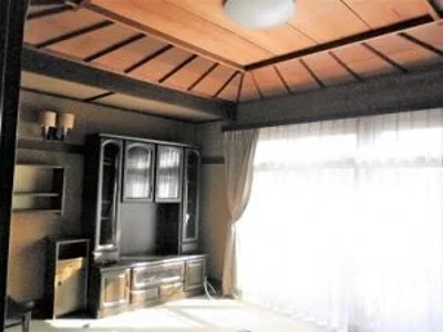 western-style room(s)
