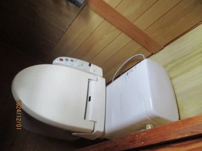 toilet