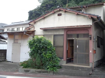 entrance