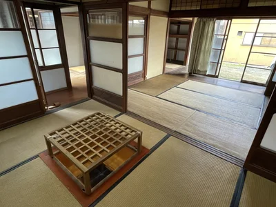 japanese-style room(s)