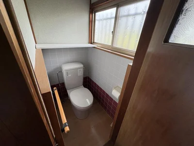 toilet