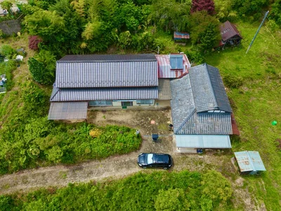 exterior exterior