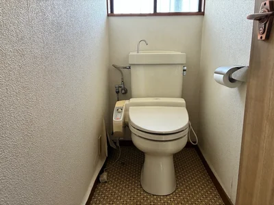 toilet