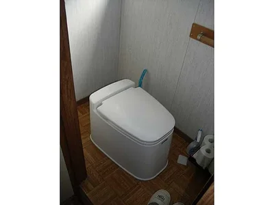 toilet