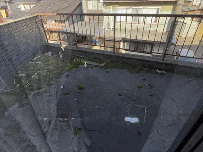 balcony