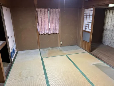 Image Image
