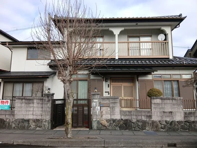 Photo 1 Photo 1