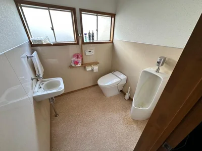 toilet