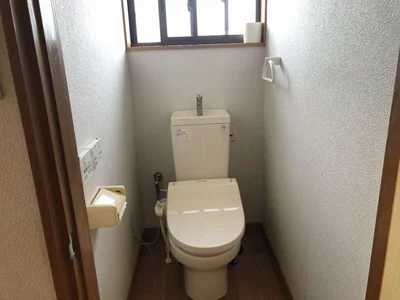 toilet