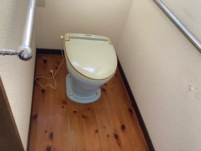 toilet
