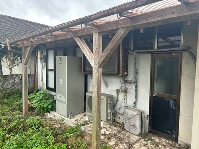 exterior exterior