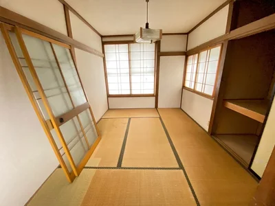japanese-style room(s)