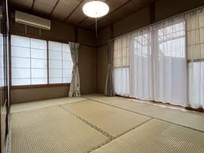 japanese-style room(s)