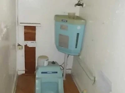 toilet
