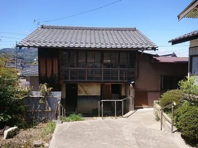 Photo 2