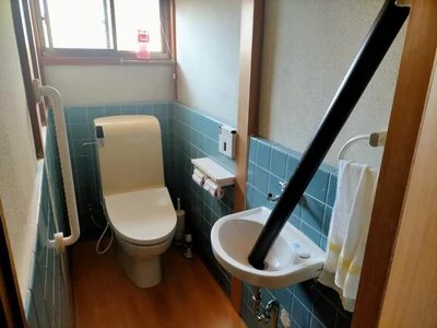 toilet