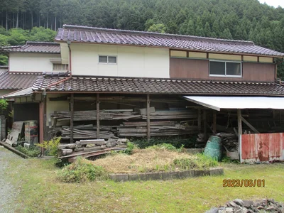 exterior exterior