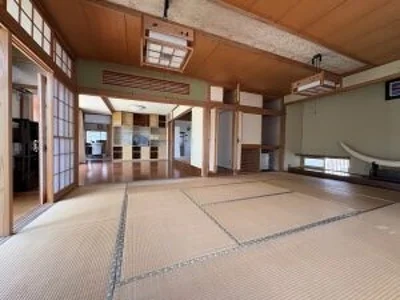 japanese-style room(s)