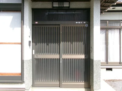 entrance