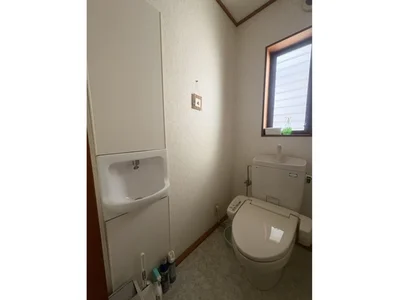 toilet