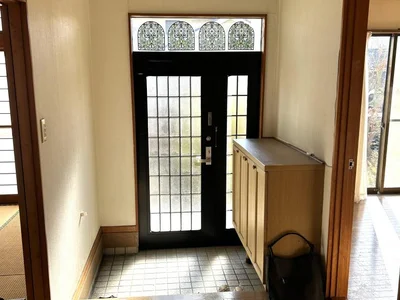 entrance entrance