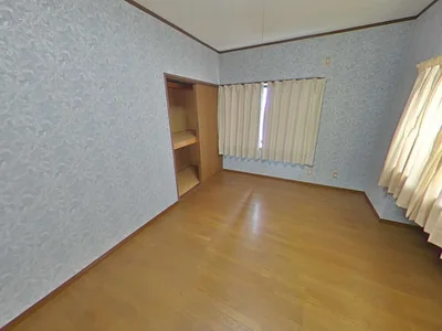 western-style room(s)