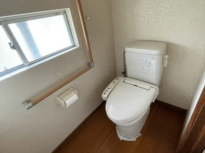 toilet