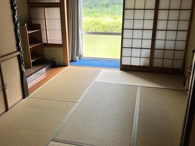 japanese-style room(s)