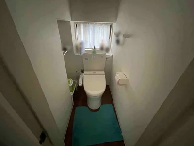 toilet
