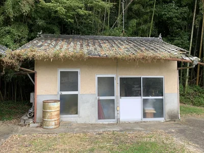 exterior exterior