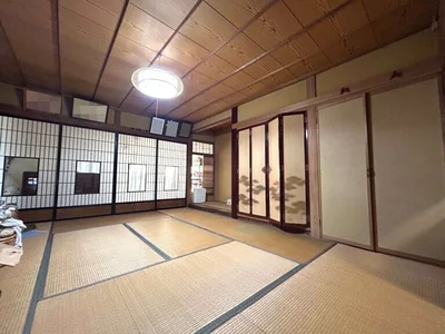 japanese-style room(s)