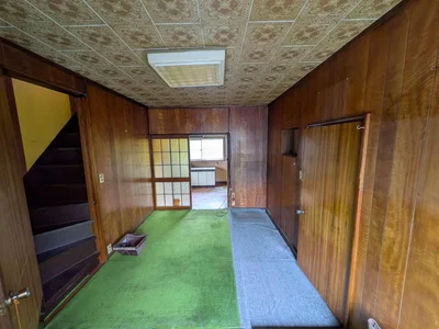 western-style room(s)