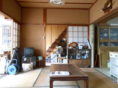 Photo 2 Photo 2