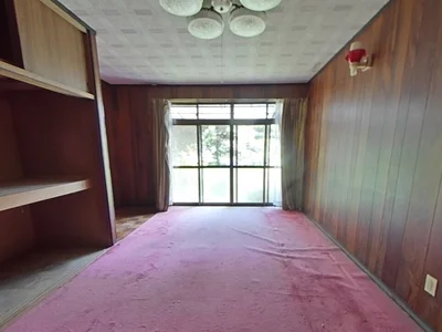 western-style room(s)