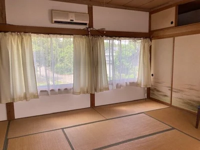 japanese-style room(s)