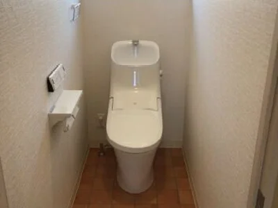 toilet