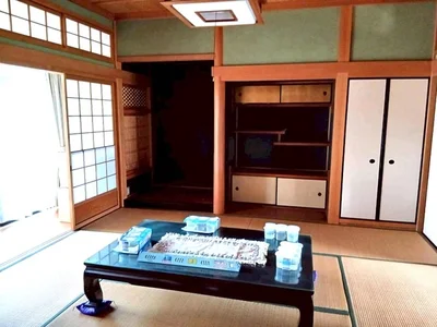 Photo 2