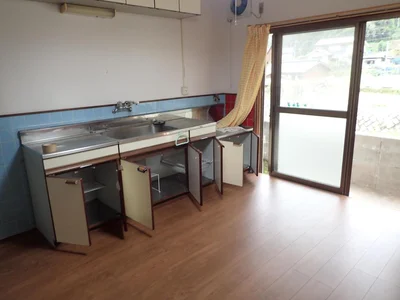 kitchen kitchen