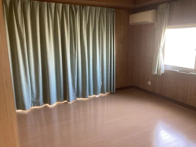 western-style room(s)