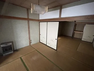 japanese-style room(s)
