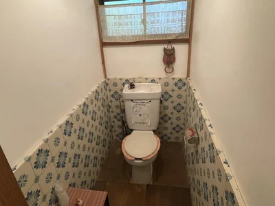 toilet