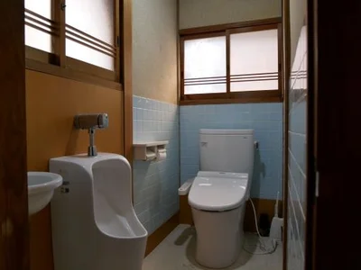 toilet